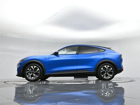 Certified 2025 Ford Mustang Mach-E Select w/ Comfort Package Lite image 53