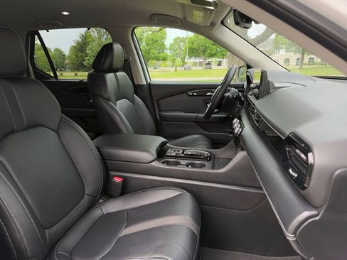 Used 2025 Honda Pilot EX-L image 24