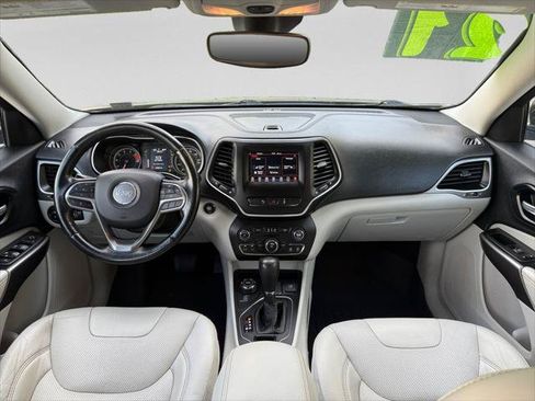 Certified 2021 Jeep Cherokee Latitude Lux AWD/4WD image 11