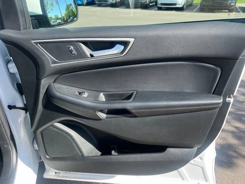 Used 2023 Ford Edge SEL w/ Convenience Package AWD/4WD image 9