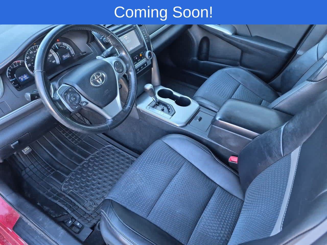 Used 2013 Toyota Camry SE FWD image 2