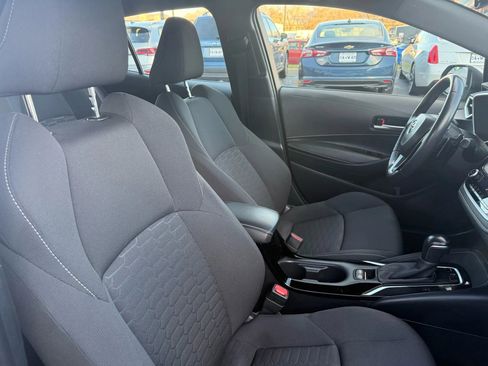 Used 2020 Toyota Corolla SE image 25