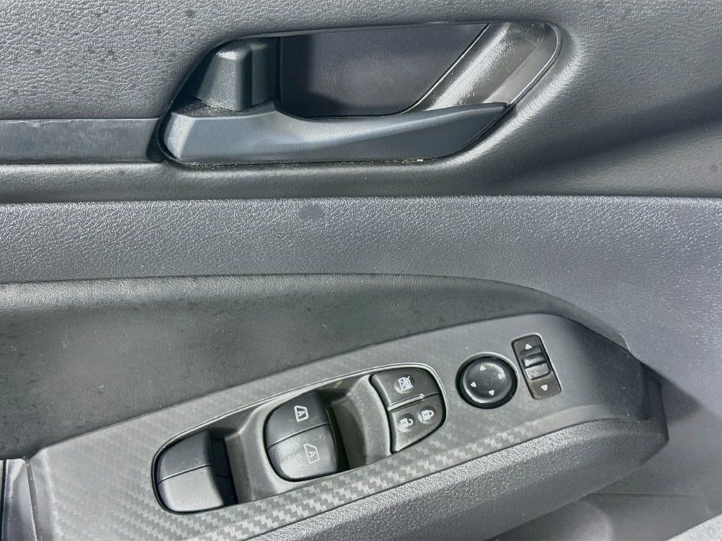 Used 2026 Nissan Altima 2.5 SV FWD image 23