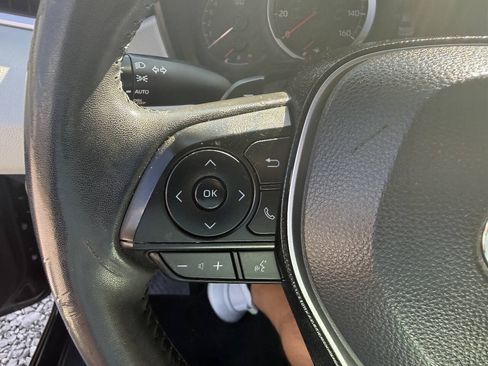 Used 2021 Toyota Corolla SE FWD image 12
