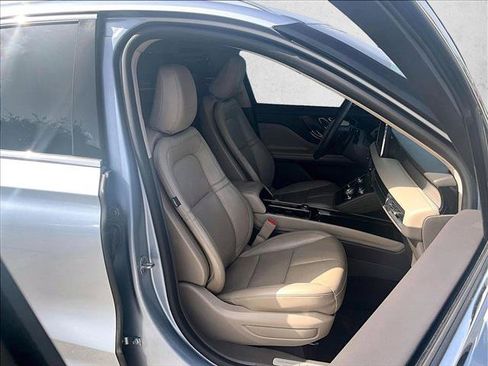 Used 2022 Lincoln Corsair FWD image 9