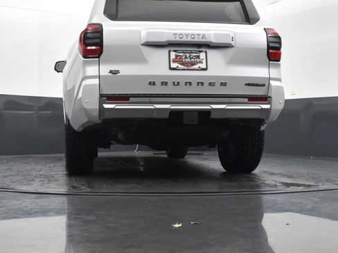 Used 2025 Toyota 4Runner Limited image 39