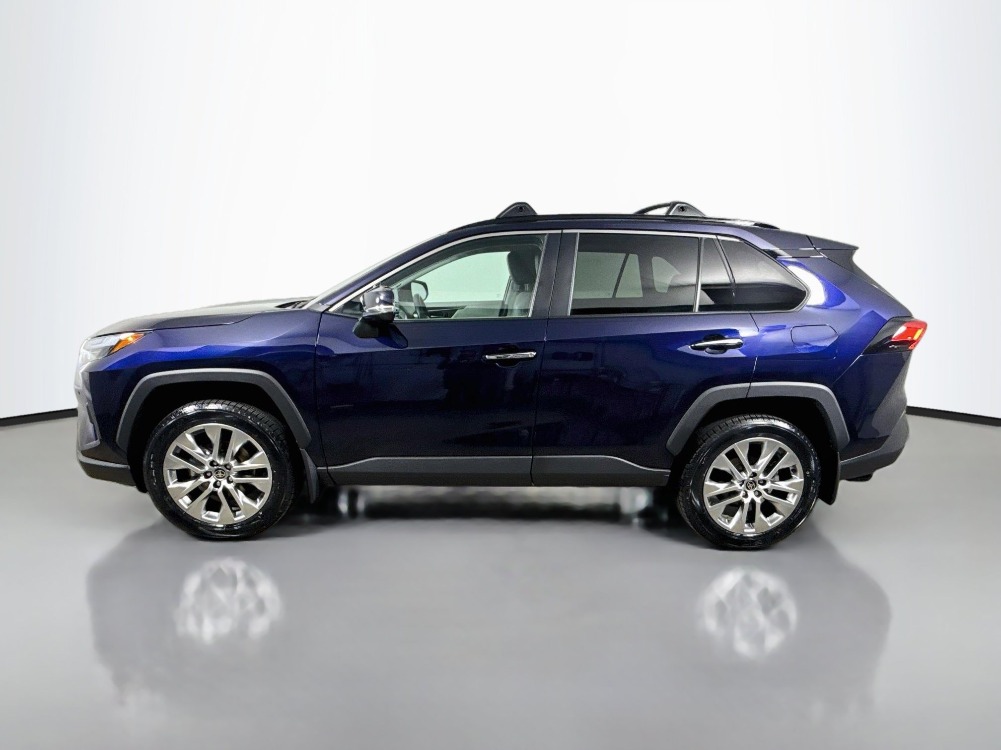 Certified 2025 Toyota RAV4 Limited w/ Weather Package AWD/4WD image 4