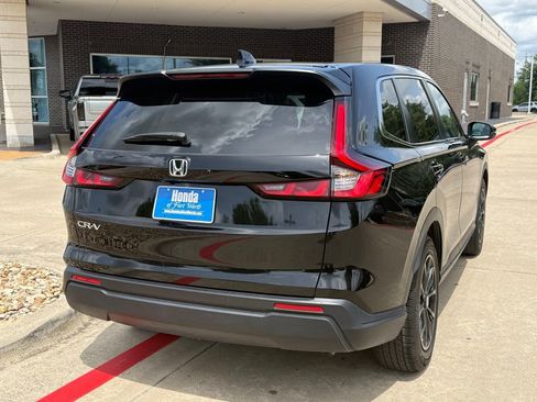 Used 2023 Honda CR-V EX image 6