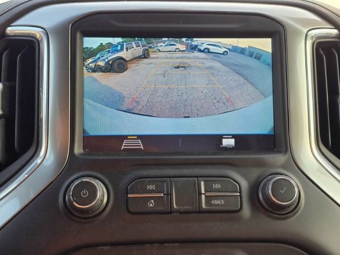Used 2021 Chevrolet Silverado 1500 LT w/ Bed Protection Package AWD/4WD image 16