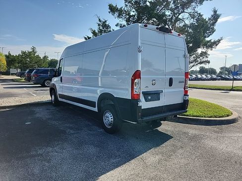 Used 2025 RAM ProMaster 2500 w/ Safety Group FWD image 5