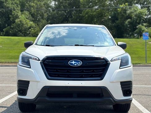 Used 2024 Subaru Forester AWD/4WD image 2