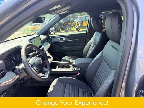 Used 2026 Ford Explorer ST-Line w/ ST-Line Street Pack RWD image 6