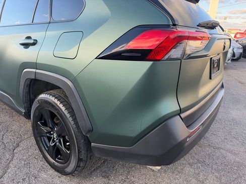 Used 2019 Toyota RAV4 XLE image 6