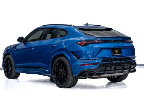 Used 2024 Lamborghini Urus S image 6