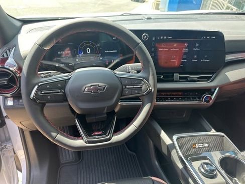 New 2026 Chevrolet Equinox RS w/ Convenience Package III AWD/4WD image 16