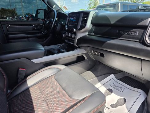 Used 2022 RAM 1500 Big Horn w/ Built-to-serve Edition image 9