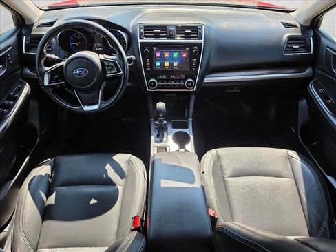 Used 2018 Subaru Outback 2.5i Limited AWD/4WD image 12