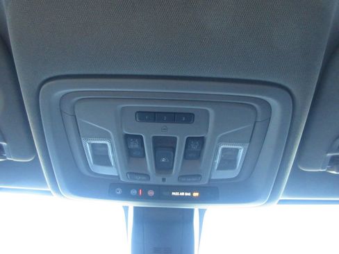 Used 2022 Chevrolet Silverado 2500 LTZ w/ LTZ Plus Package image 38