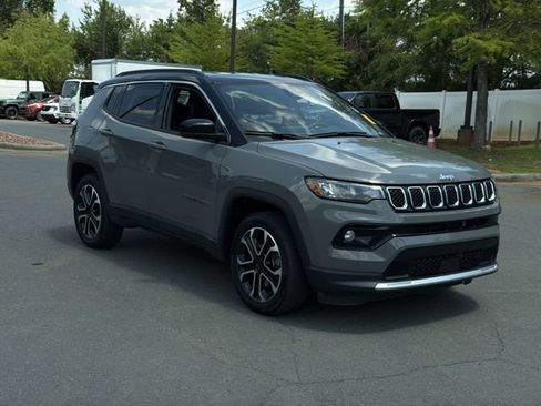 Used 2024 Jeep Compass Limited AWD/4WD image 6