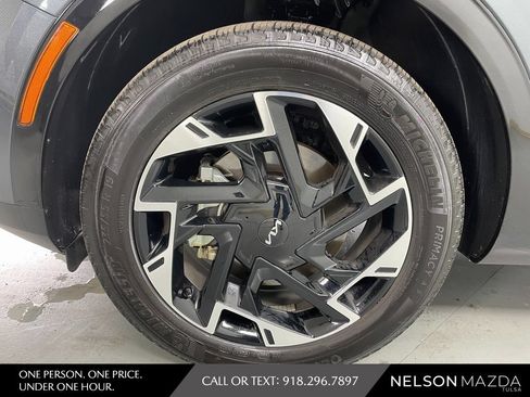 Used 2024 Kia Sportage SX AWD/4WD image 11