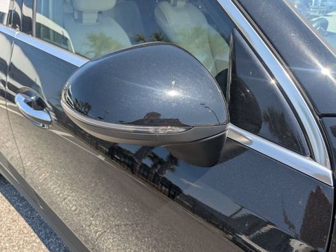 Used 2024 Mercedes-Benz GLC 300 4MATIC image 12