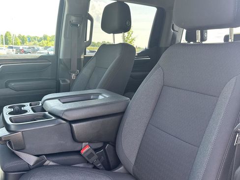 Used 2024 Chevrolet Silverado 1500 LT AWD/4WD image 19