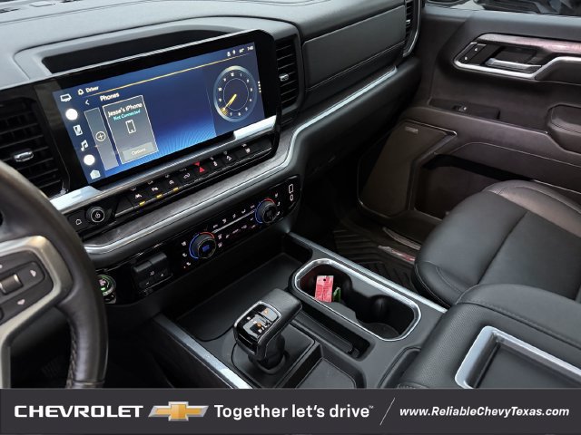 Used 2022 Chevrolet Silverado 1500 LTZ AWD/4WD image 20