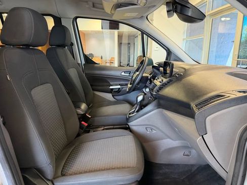 Used 2019 Ford Transit Connect XLT FWD image 24