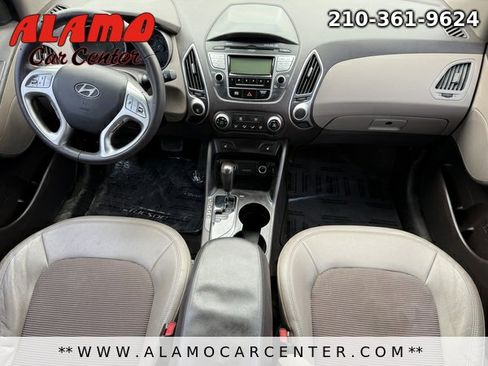 Used 2012 Hyundai Tucson GLS image 16