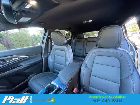 Used 2025 Chevrolet Equinox EV LT w/ Convenience Package image 37