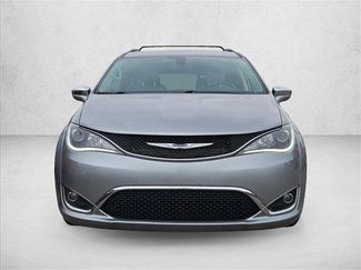 Used 2020 Chrysler Pacifica Limited video 2