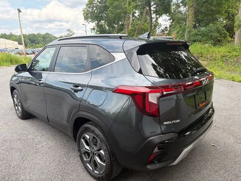 Used 2024 Kia Seltos S AWD/4WD image 3