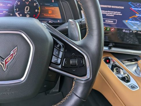 Used 2021 Chevrolet Corvette Stingray Preferred Cpe w/ Z51 Performance Package RWD image 31