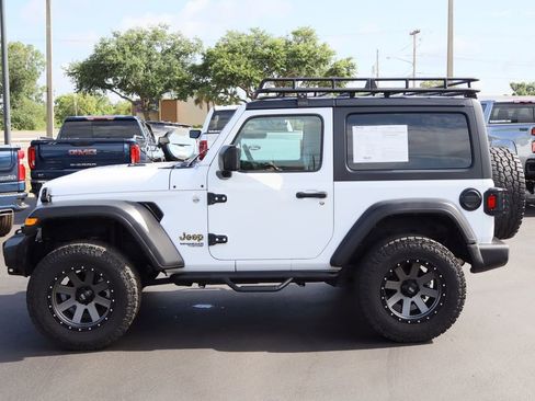 Used 2021 Jeep Wrangler Sport AWD/4WD image 6