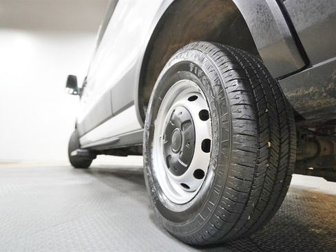 Used 2020 Ford Transit 350 XL image 5