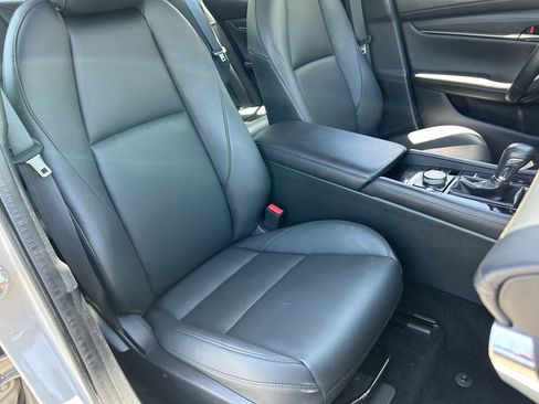 Used 2025 MAZDA MAZDA3 s FWD image 8
