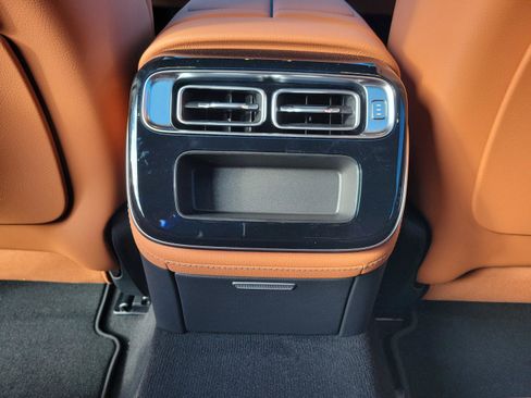 New 2026 Mercedes-Benz S 500 4MATIC image 18