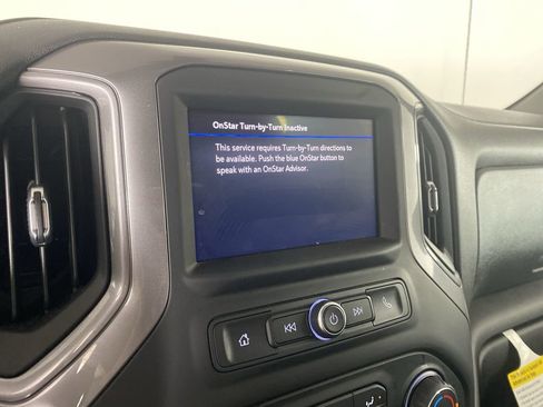 Used 2021 Chevrolet Silverado 1500 Custom image 18