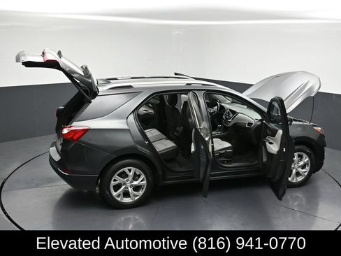Used 2018 Chevrolet Equinox Premier FWD image 30
