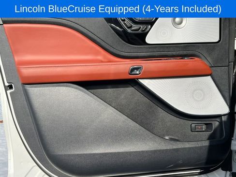 Used 2025 Lincoln Aviator Reserve w/ Equipment Group 201A image 20