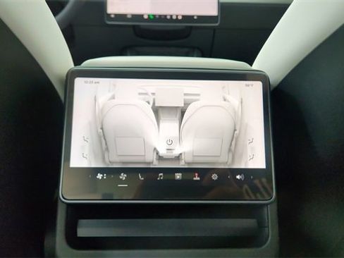 Used 2026 Tesla Model Y 2WD image 49