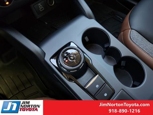 Used 2024 Ford Bronco Sport Outer Banks w/ Tech Package image 23