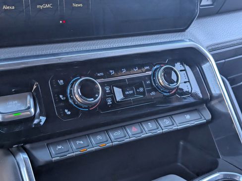 Used 2023 GMC Sierra 1500 Denali w/ Denali Reserve Package image 29