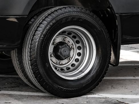 Used 2021 Mercedes-Benz Sprinter 3500 image 48