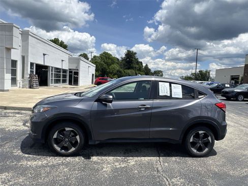 Used 2018 Honda HR-V EX image 2