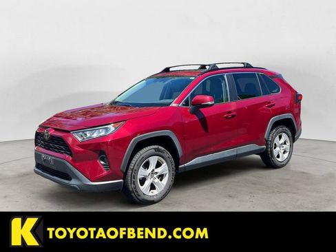 Certified 2021 Toyota RAV4 XLE w/ Convenience Package AWD/4WD image 1