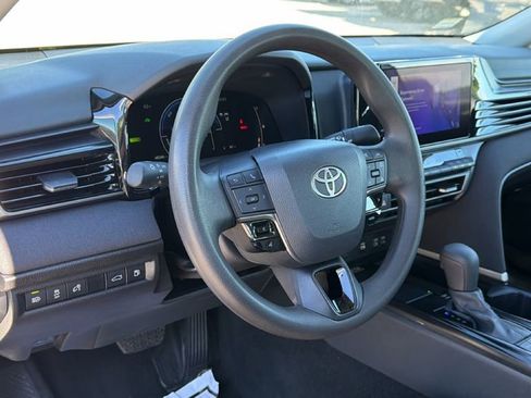 Certified 2025 Toyota Camry LE image 24