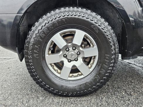 Used 2013 Nissan Frontier PRO-4X w/ Pro-4x Luxury Pkg image 13