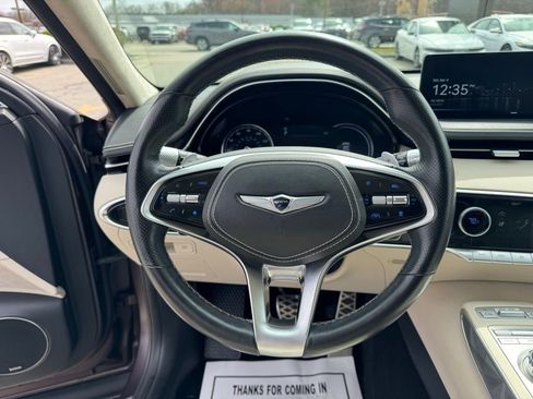 Used 2022 Genesis GV70 3.5T Sport w/ Sport Advanced Package AWD/4WD image 12