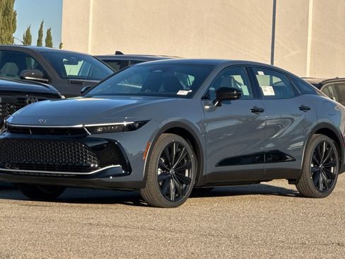 New 2026 Toyota Crown Nightshade image 2